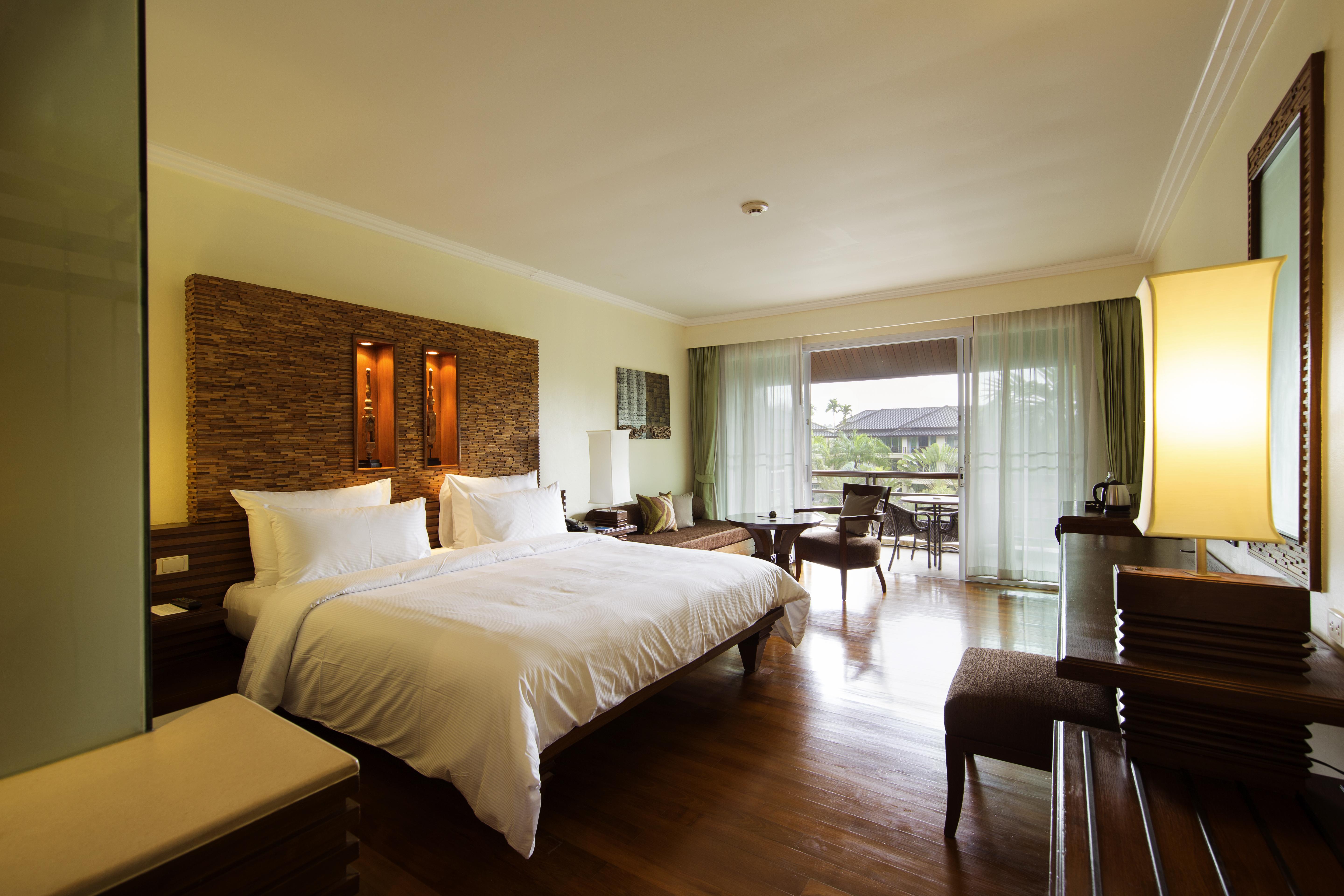 Robinson Khao Lak Hotel Bagian luar foto