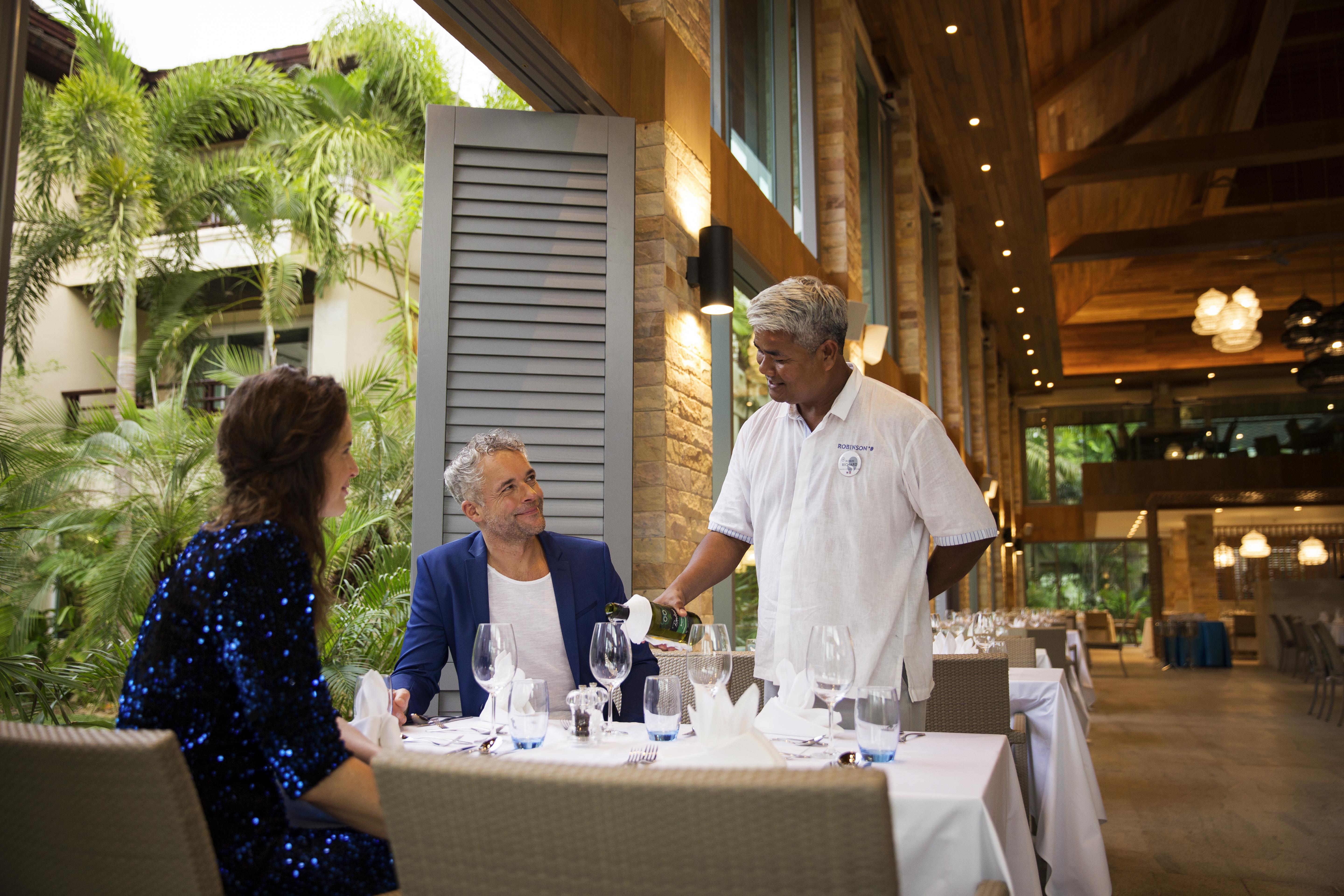 Robinson Khao Lak Hotel Bagian luar foto