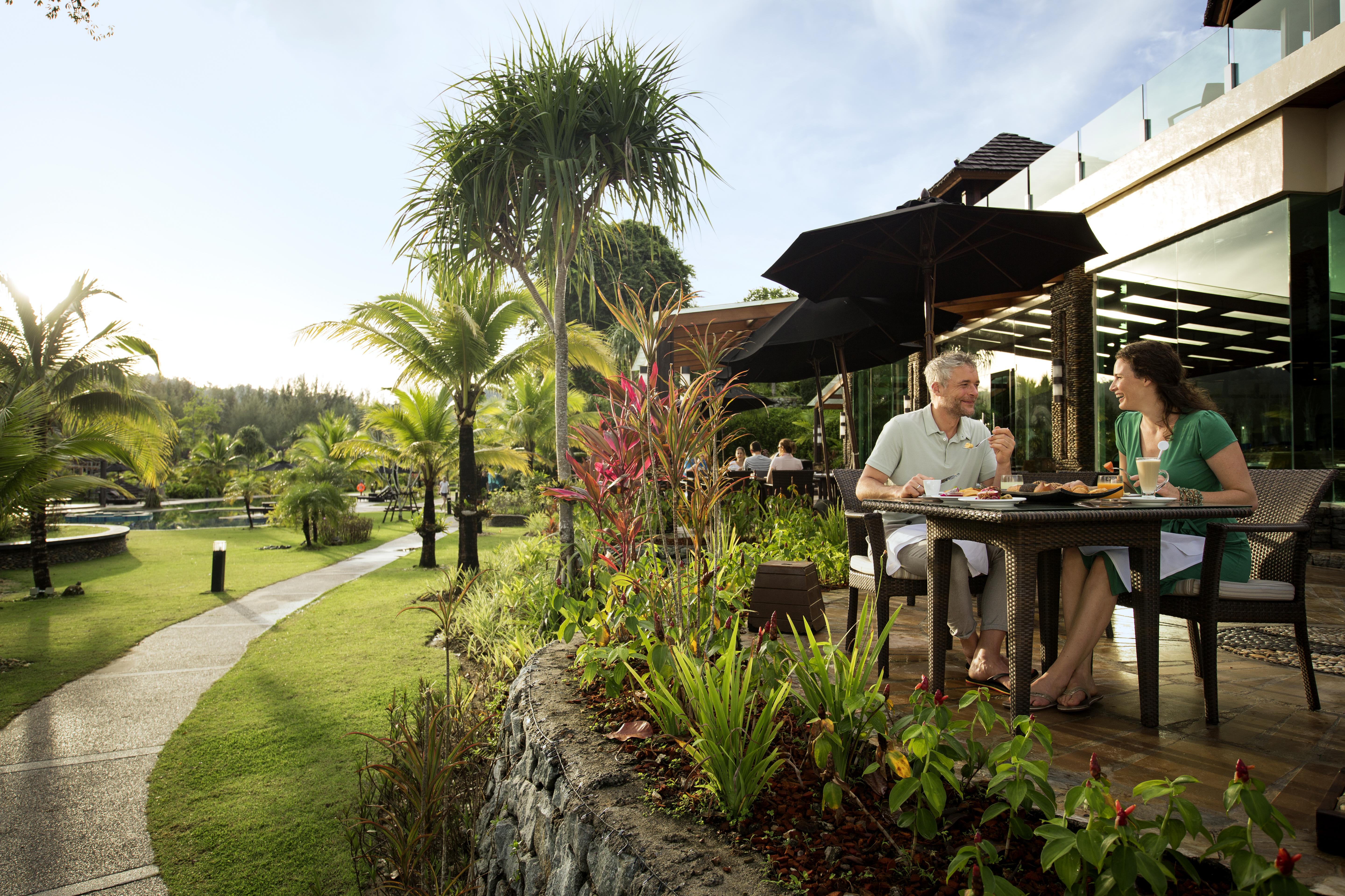 Robinson Khao Lak Hotel Bagian luar foto