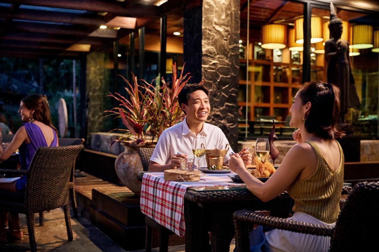 Robinson Khao Lak Hotel Bagian luar foto