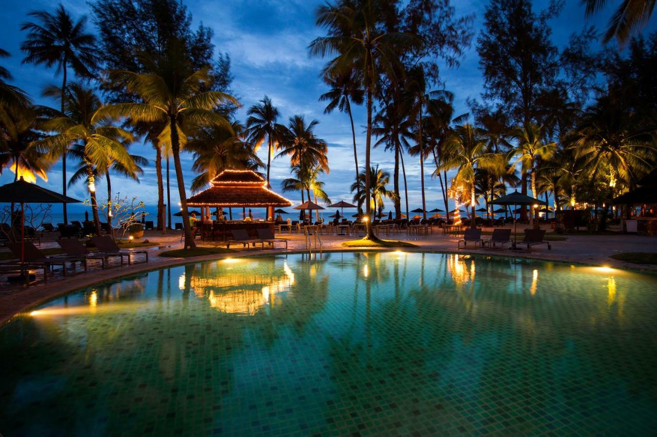 Robinson Khao Lak Hotel Bagian luar foto
