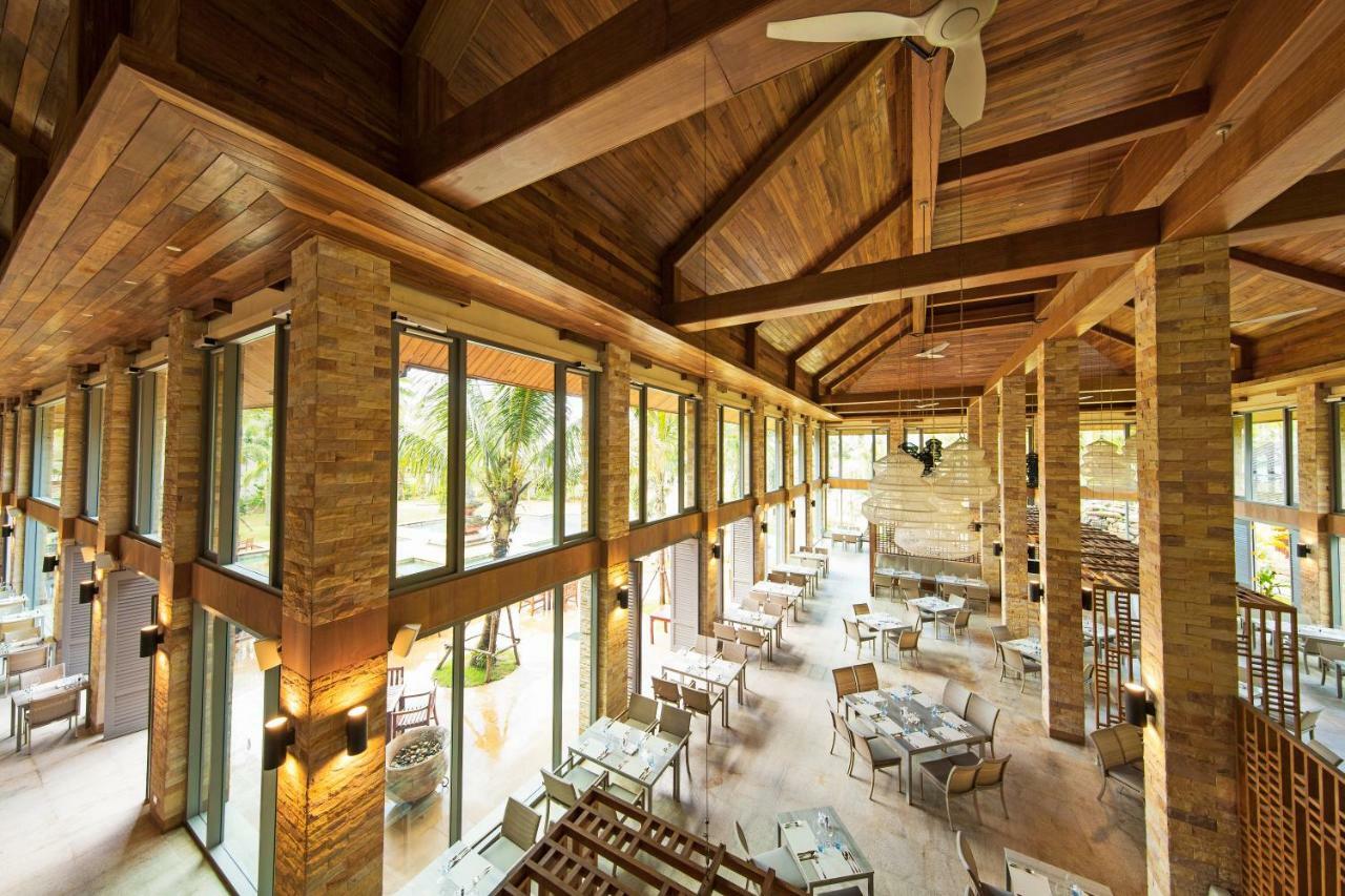 Robinson Khao Lak Hotel Bagian luar foto